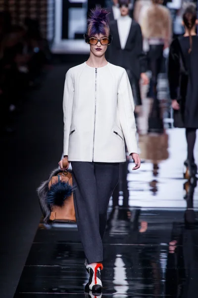 Look 26